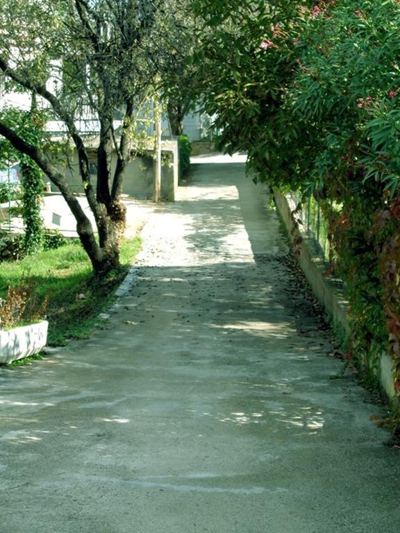Apartments Skrivaneli Jelsa  Ngoại thất bức ảnh