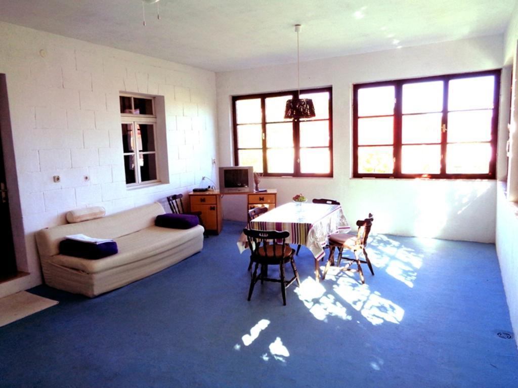 Apartments Skrivaneli Jelsa  Ngoại thất bức ảnh
