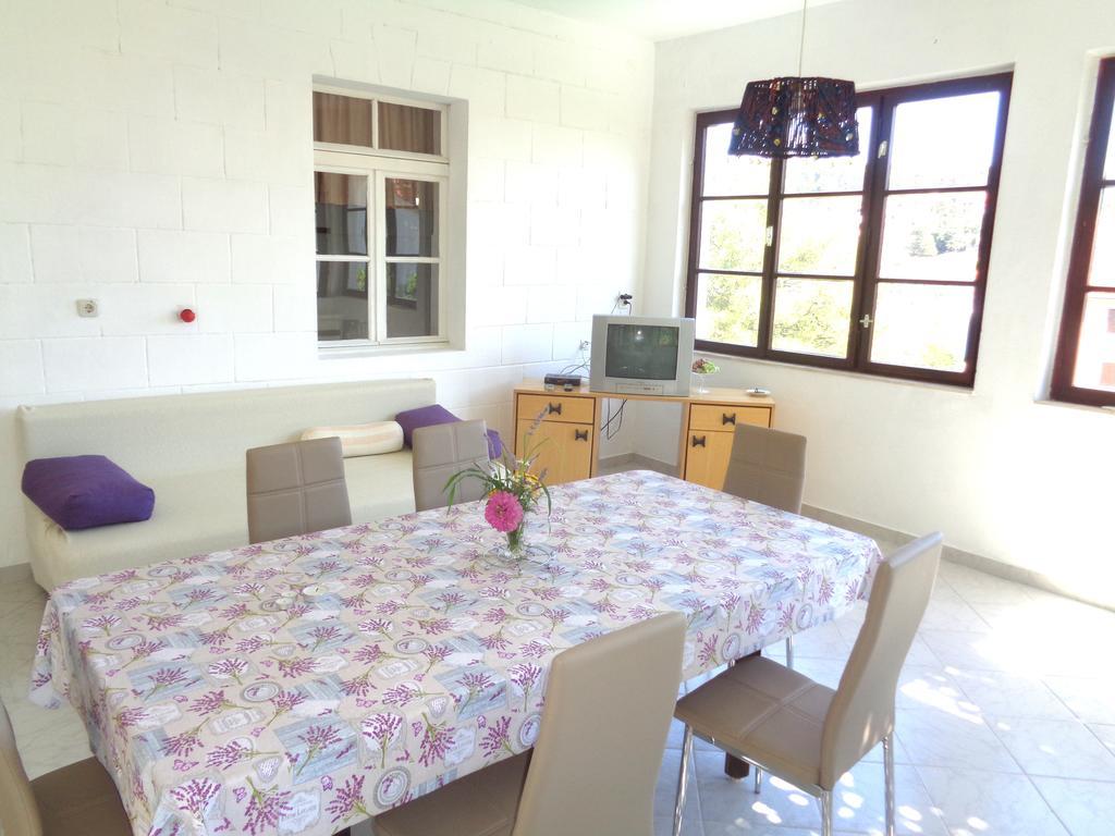 Apartments Skrivaneli Jelsa  Ngoại thất bức ảnh